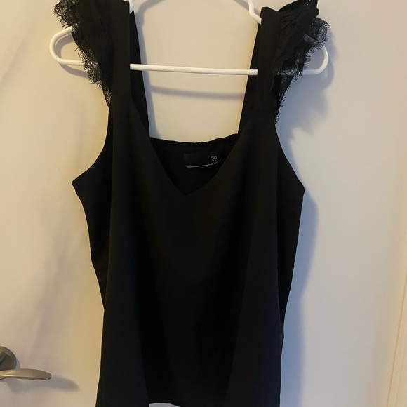 Flutter sleeve black tank top - Picture 1 of 5